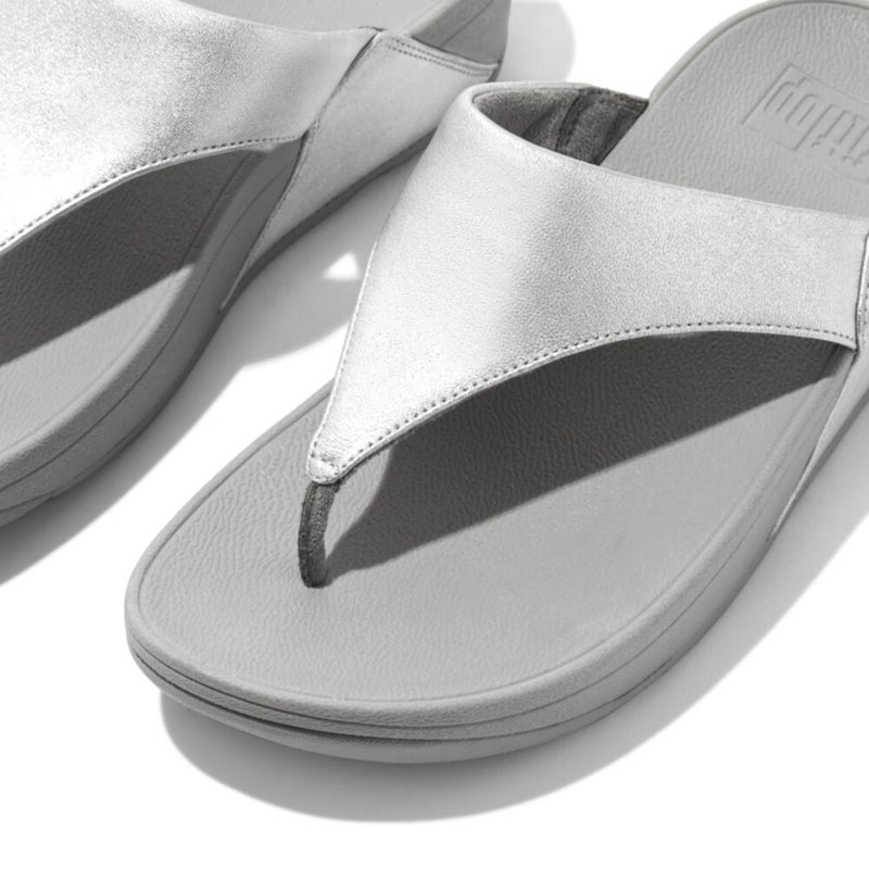 FitFlopâ„¢ Womens Lulu Leather Toe-Post Sandal, Silver, Size 8 - Image 3